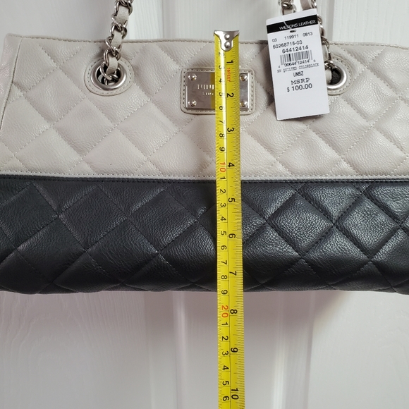 NWT Nine West cream and black triple compartment purse with magnetic closure - Picture 2 of 9